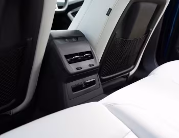 Interior Audi A5 Avant e-hybrid quattro S line [Australia] (B10) '2025–pr.