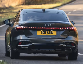 Audi A5 e-hybrid quattro S line [UK-spec] (B10) '2025–pr.