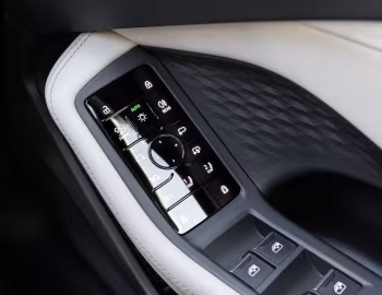 Interior Audi A5 TFSI S line [Australia] (B10) '2025–pr.