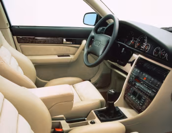 Interior Audi A6 (4A,C4) '06.1994–02.1997