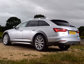 Audi A6 45 TDI allroad quattro [UK-spec] (C8) '2019–pr.