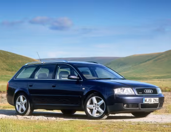 Audi A6 Avant [UK-spec] (C5/4B) '2001–04