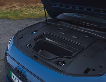 Багажник Audi A6 Avant e-tron S line "Edition 1" [UK-spec] '2025–н.в.