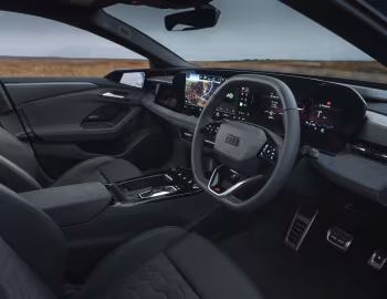 Интерьер Audi A6 Avant e-tron S line "Edition 1" [UK-spec] '2025–н.в.