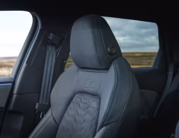 Интерьер Audi A6 Avant e-tron S line "Edition 1" [UK-spec] '2025–н.в.