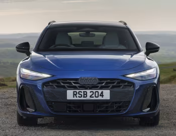 Audi A6 Avant TDI quattro S line "Launch Edition" [UK-spec] '2025–pr.