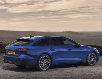 Audi A6 Avant TDI quattro S line "Launch Edition" [UK-spec] '2025–pr.