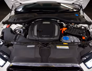 Bajo el capó Audi A6 Hybrid Sedan [Japan] (4G,C7) '09.2012–05.2015