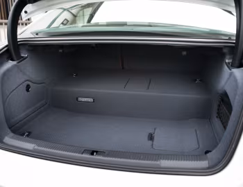 Ambos Audi A6 Hybrid Sedan [Japan] (4G,C7) '09.2012–05.2015