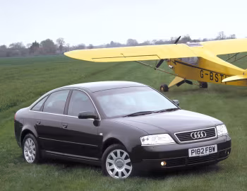 Audi A6 Sedan [UK-spec] (C5/4B) '1997–2001