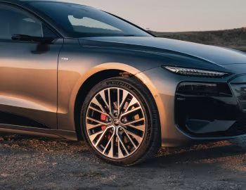 Audi A6 Sportback e-tron performance [UK-spec] '2025–pr.