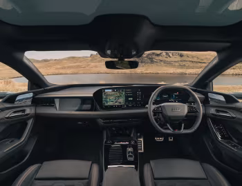 Panneau avant Audi A6 Sportback e-tron performance [UK-spec] '2025–pr.