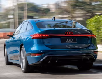 Audi A6 Sportback e-tron performance black [Latam] '2025–pr.