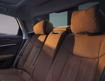 Interior Audi A6L 55 TFSI quattro [China] (C8) '2022–pr.