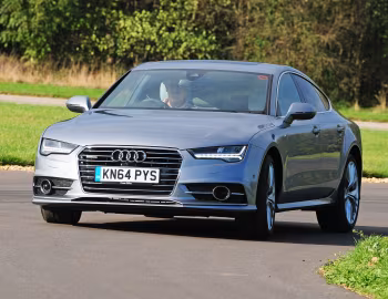 Audi A7 Sportback 3.0 TDI quattro S line [UK-spec] '2015–18
