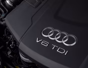 Bajo el capó Audi A7 Sportback 50 TDI quattro [UK-spec] '2018–pr.