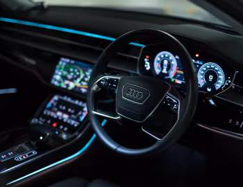 Panel frontal Audi A8 55 TFSI quattro [Japan] (D5) '2018–21