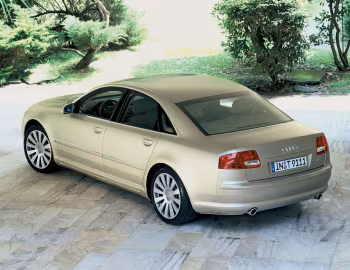 Audi A8 3.7 quattro (D3) '2003–05
