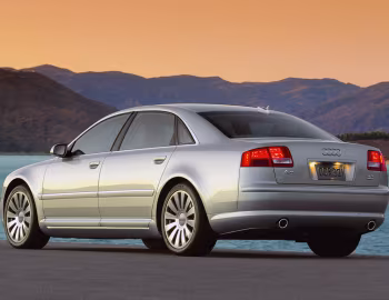 2004–05 Audi A8 4.2 quattro [North America] (D3) '2003–05