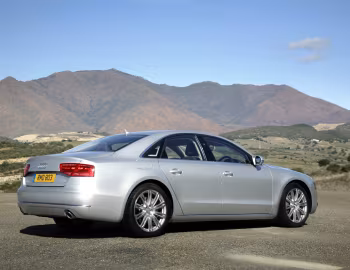 Audi A8 4.2 TDI quattro [UK-spec] (D4) '2010–13