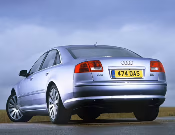 Audi A8 6.0 quattro [UK-spec] (D3) '2005–08