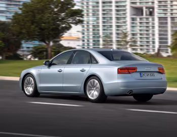 Audi A8 Hybrid [Worldwide] (D4) '2011–13