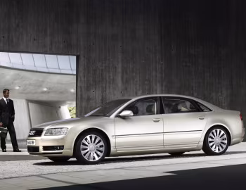 Audi A8 L 4.2 quattro [UK-spec] (D3) '2004–05