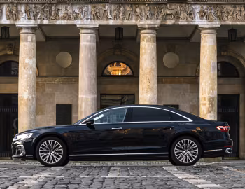 Audi A8 L 60 TFSI e quattro [Worldwide] (D5) '2022–pr.