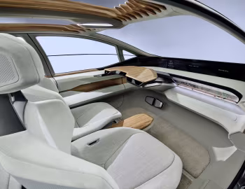 Интерьер Audi AI:ME '04.2019