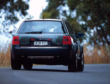 Audi allroad quattro 2.7 T [Australia] (C5/4B) '2001–05.2005