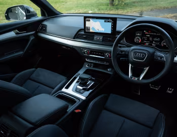 Panel frontal Audi Q5 40 TDI quattro S line [Japan] '2021–25