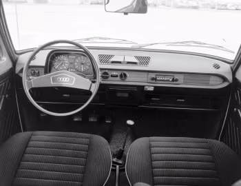 Panel frontal Audi 50 GL (Typ 86) '08.1974–07.1977