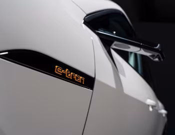 Audi e-tron 55 quattro [Worldwide] '2019–22