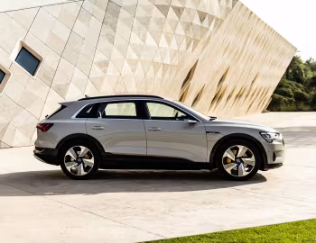 Audi e-tron 55 quattro [Worldwide] '2019–22