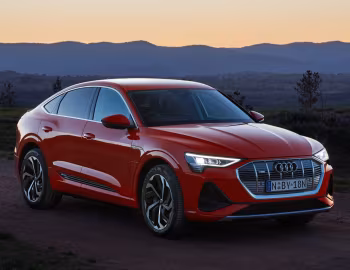 Audi e-tron 50 quattro Sportback S line [Australia] '2020–pr.