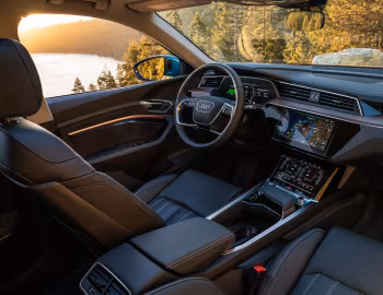 Panel frontal 2019–22 Audi e-tron 55 quattro [North America] '2019–22