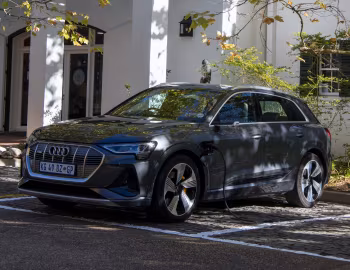 Audi e-tron 55 quattro S line [South Africa] '2020–22
