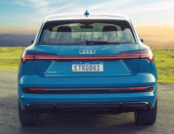 Audi e-tron 55 quattro S line [Latam] '2020–22