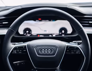 Panel frontal 2021–pr. Audi e-tron 55 quattro Sportback S line [North America] '2020–pr.