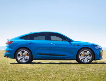 Audi e-tron 55 quattro Sportback S line [Australia] '2020–pr.