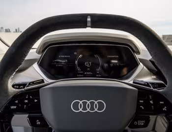 Комбинация приборов Audi e-tron GT concept '11.2018
