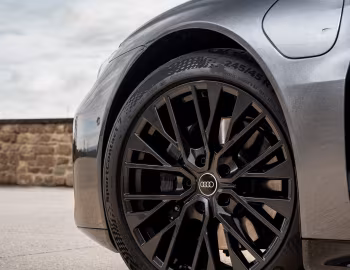 Audi e-tron GT quattro [Worldwide] '2025–pr.