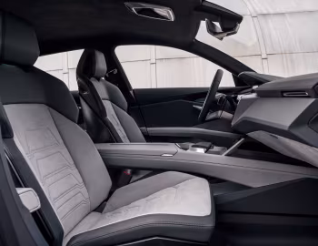 Интерьер Audi e-tron quattro concept '09.2015