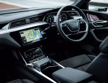 Panel frontal Audi e-tron Sportback S line "1st Edition" [Japan] '2020