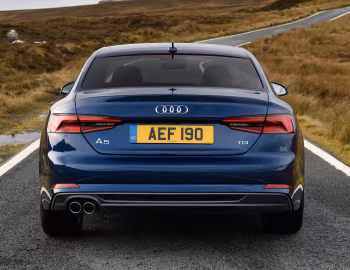 Audi A5 Coupé 2.0 TDI S line [UK-spec] '2016–20
