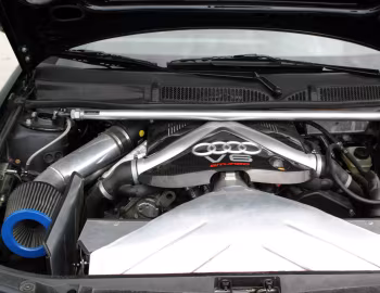 Bajo el capó O.CT Tuning RS3 (8L) '2009