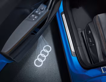 Интерьер Audi Q2 L e-tron [China] '2021–н.в.