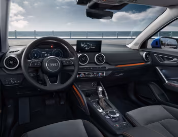 Panel frontal Audi Q2 L e-tron [China] '2021–pr.