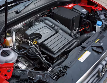 Bajo el capó Audi Q2 TFSI S line [Japan] '2017–20