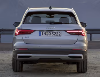 Audi Q3 advanced [Worldwide] '2018–25